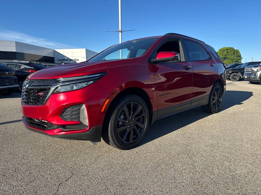 Used 2022 Chevrolet Equinox RS w/ RS Leather Package image 2