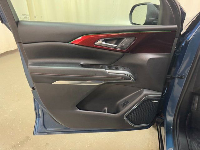 Used 2024 Chevrolet Traverse RS w/ LPO, Floor Liner Package image 11