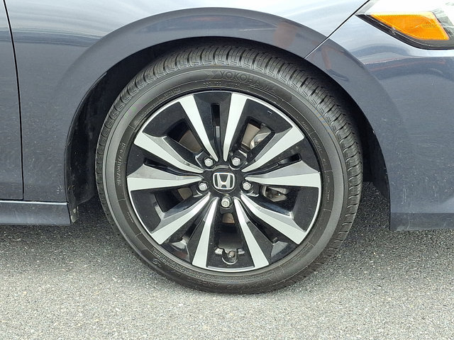 Certified 2024 Honda Civic EX image 9