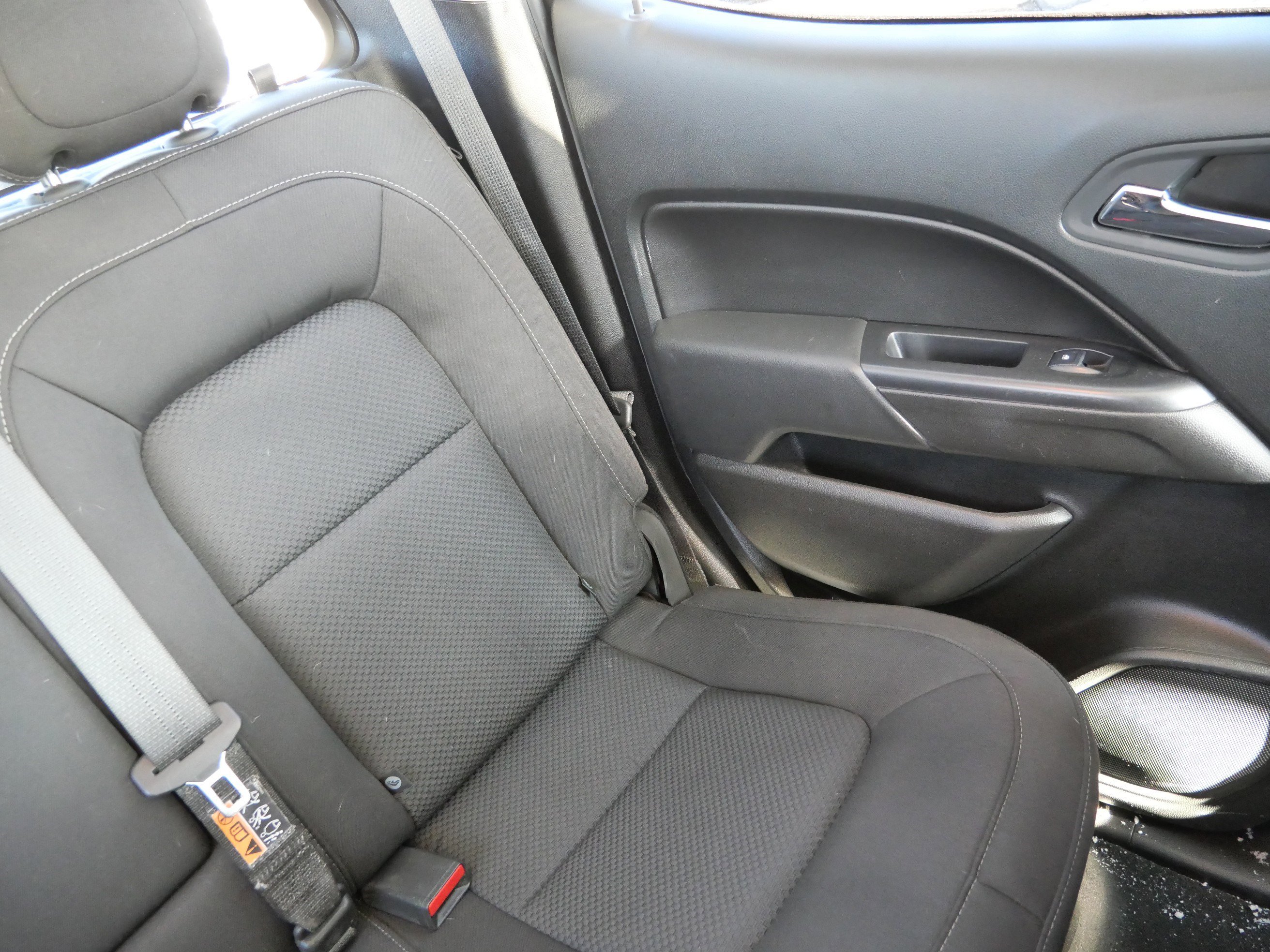 Used 2021 Chevrolet Colorado LT w/ Safety Package image 14