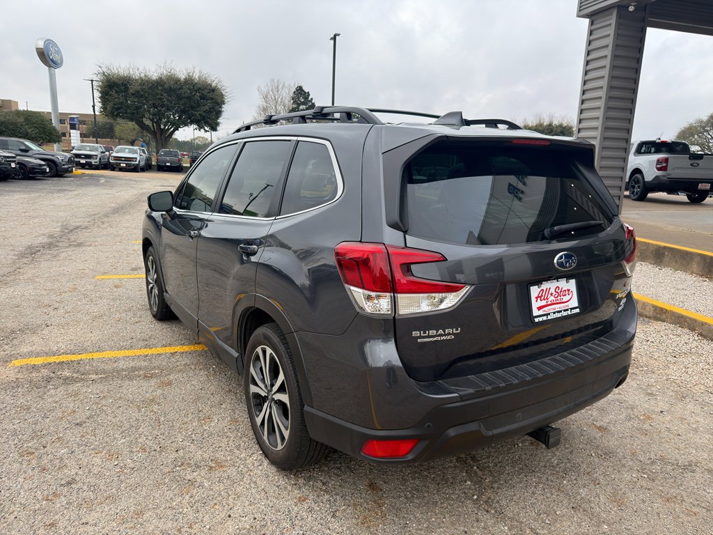 Used 2022 Subaru Forester Limited image 7