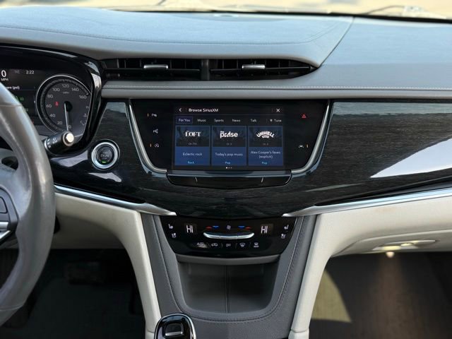 Used 2022 Cadillac XT6 Premium Luxury w/ Technology Package image 27