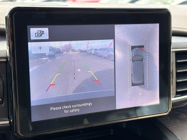 Used 2020 Ford Explorer Platinum image 28