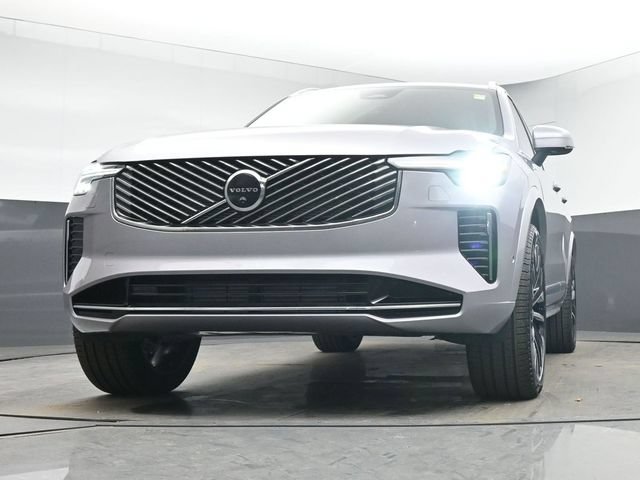 New 2026 Volvo XC90 T8 Plus w/ Protection Package Premier AWD/4WD image 41