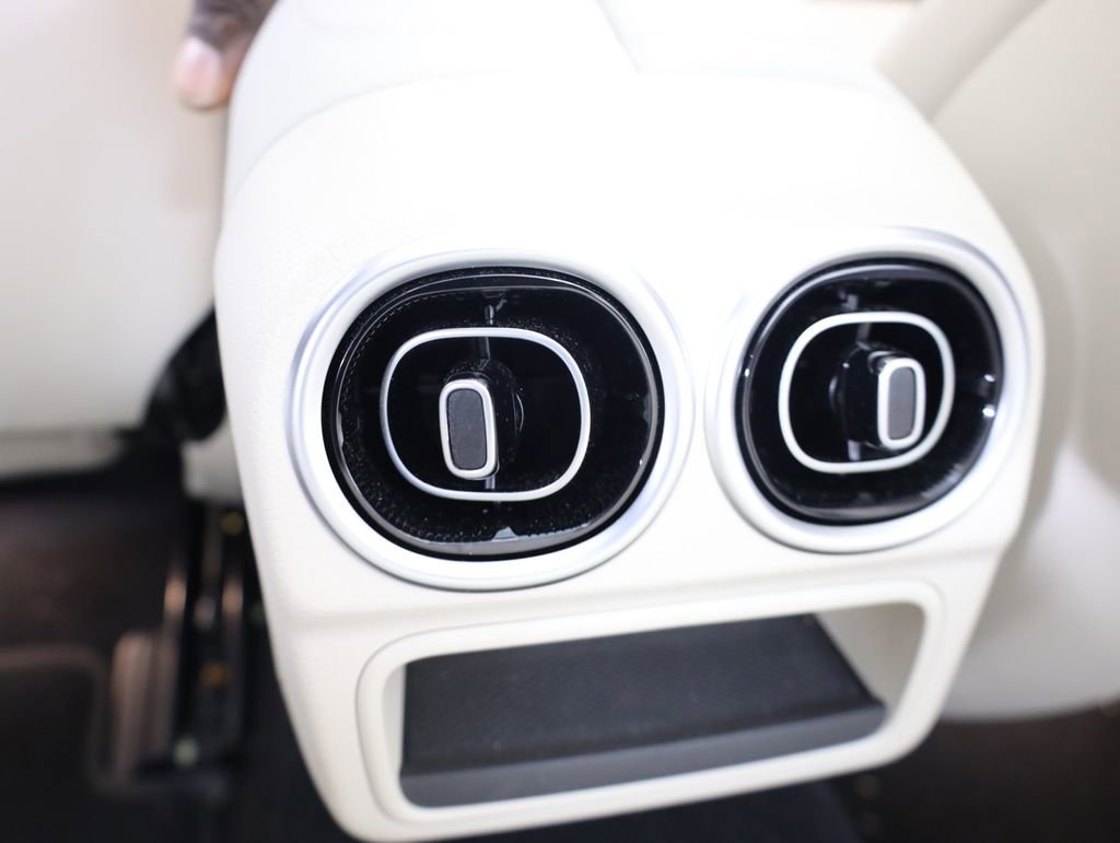 Certified 2025 Mercedes-Benz CLE 450 4MATIC Cabriolet image 57