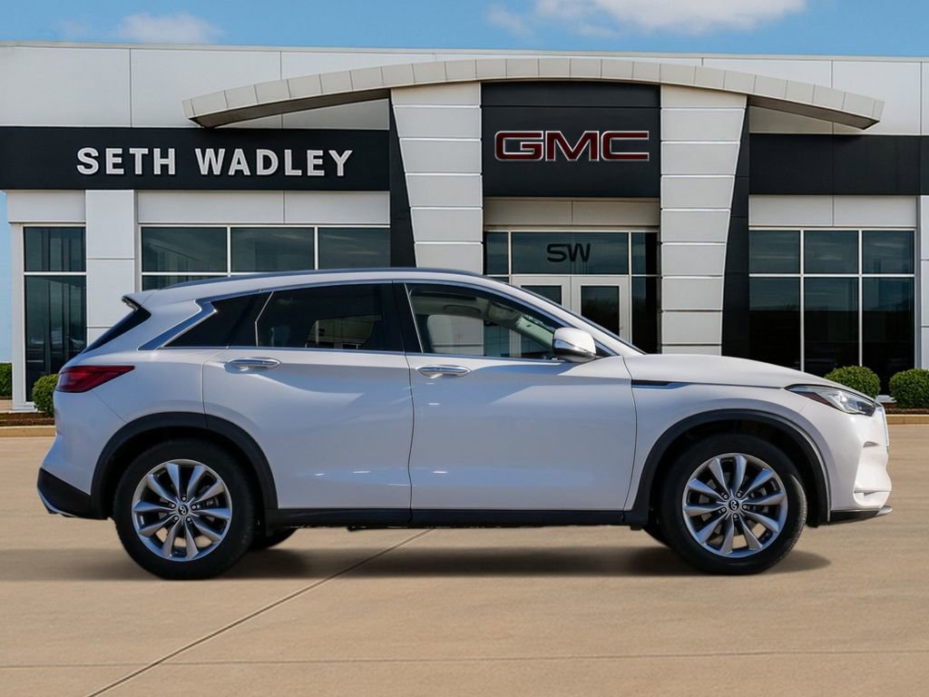Used 2019 INFINITI QX50 Luxe w/ Navigation Package image 8