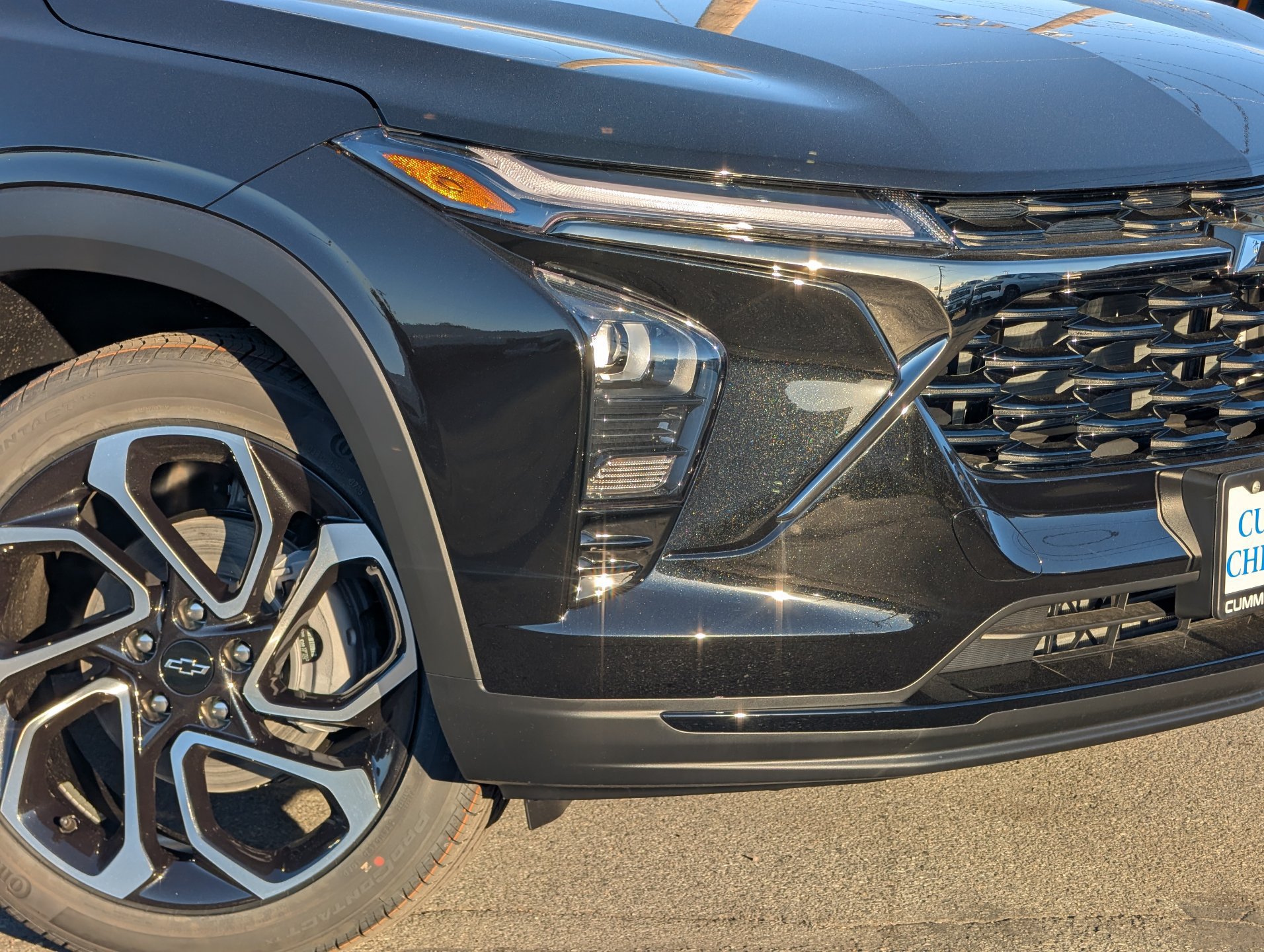 New 2026 Chevrolet Trax RS FWD image 3