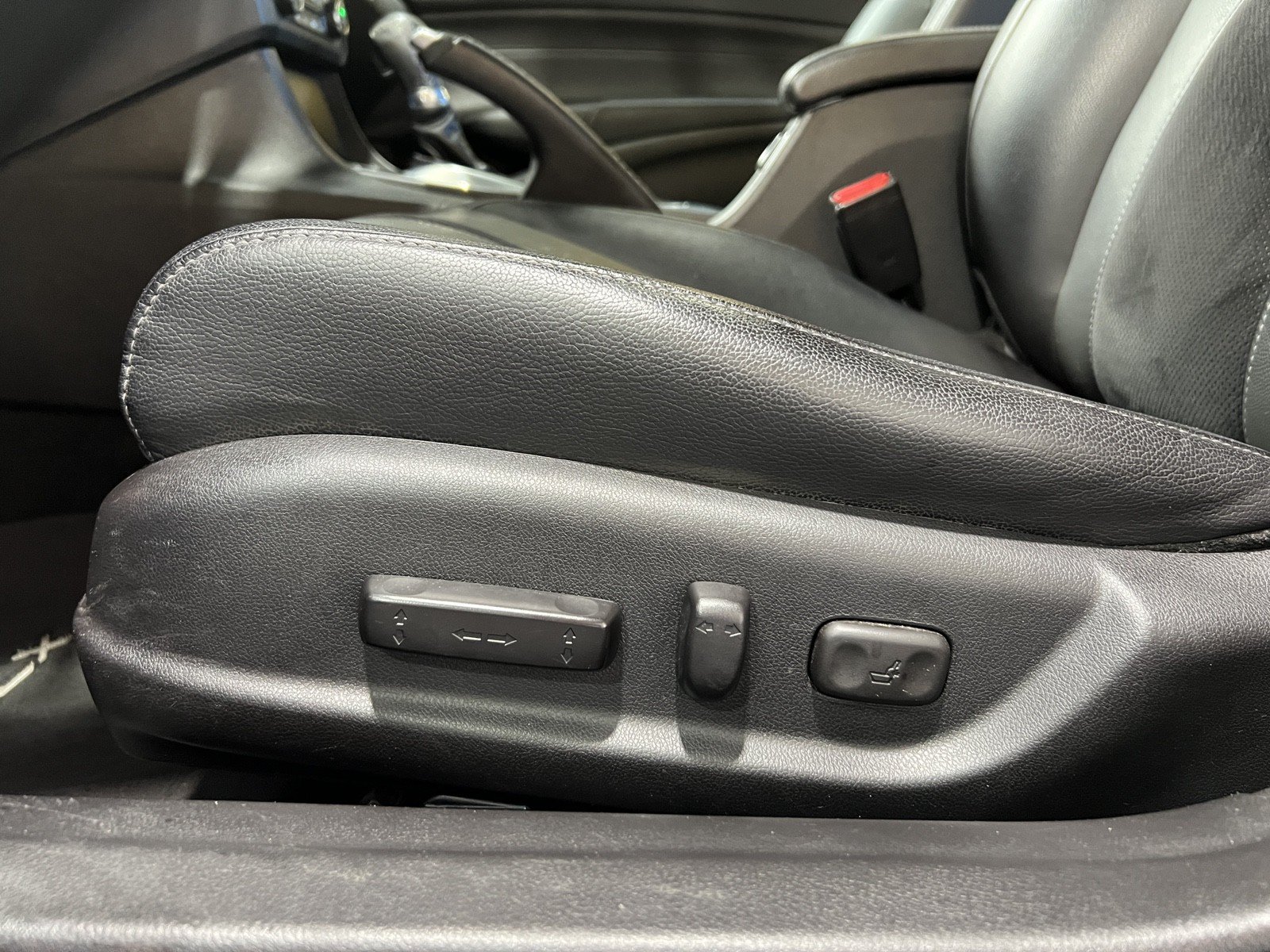 Used 2020 Acura ILX w/ Premium & A-SPEC Package FWD image 24