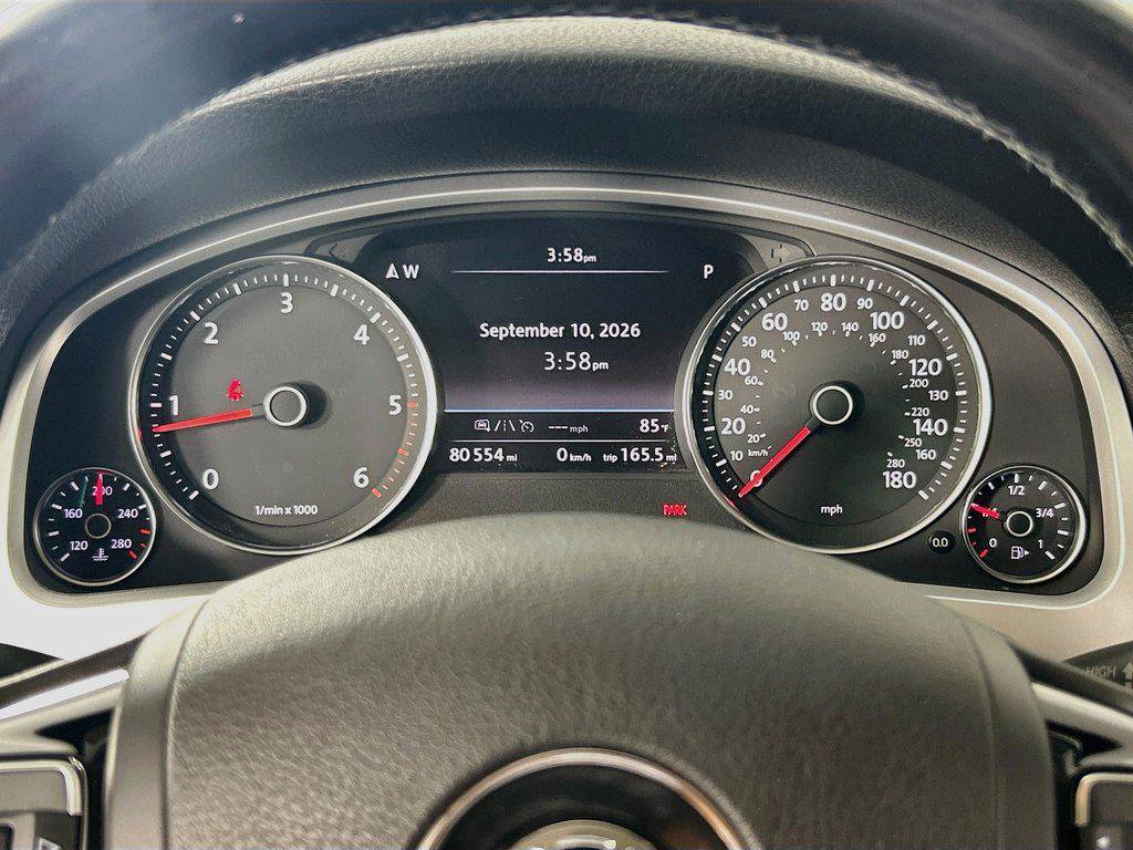 Used 2016 Volkswagen Touareg TDI AWD/4WD image 12
