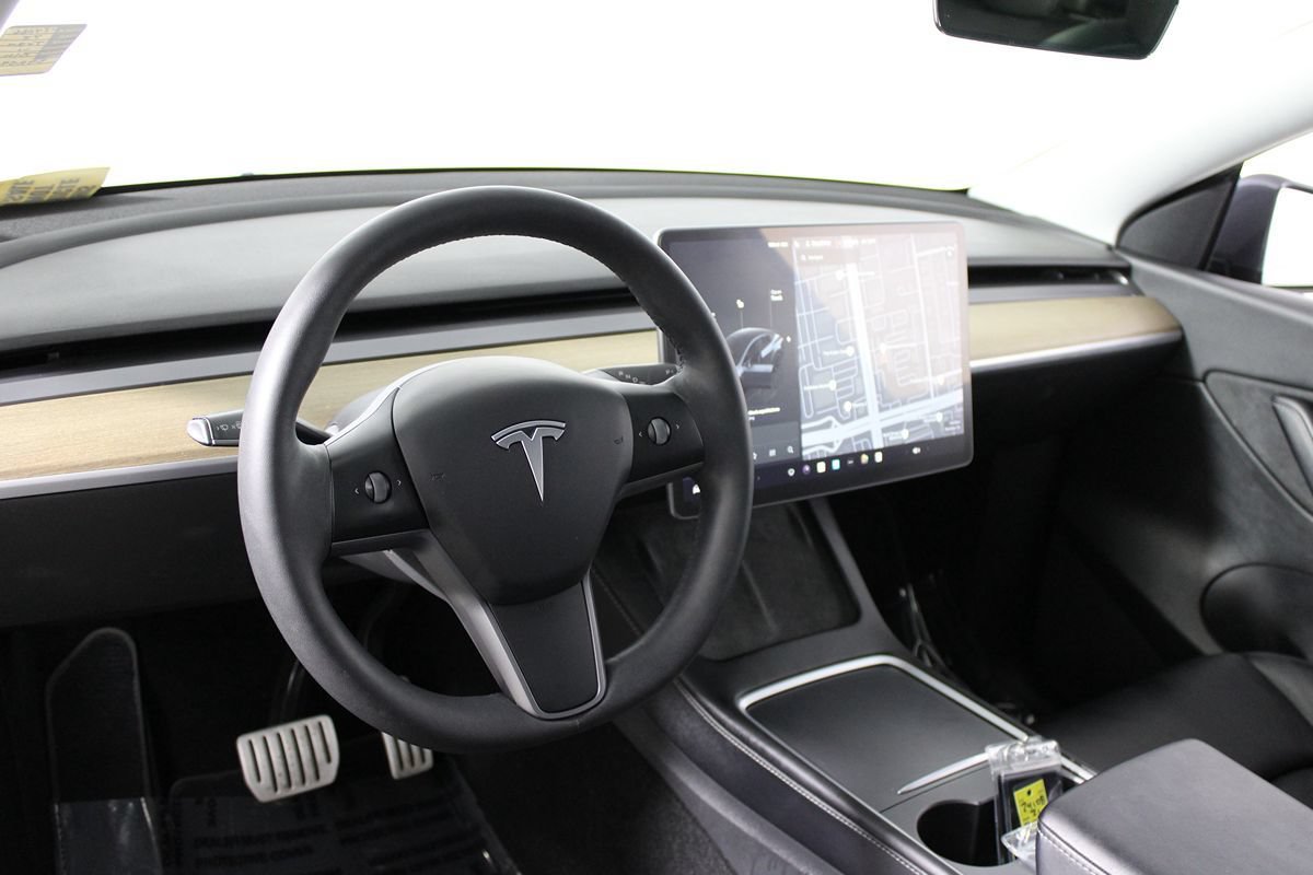 Used 2022 Tesla Model Y Performance AWD/4WD image 6