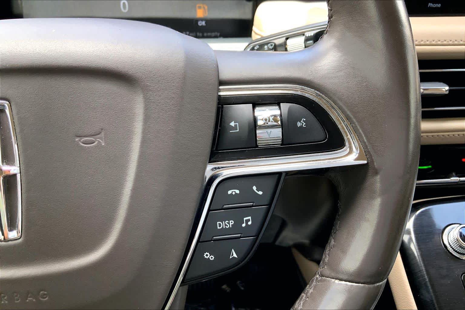 Used 2022 Lincoln Nautilus Reserve AWD/4WD image 25