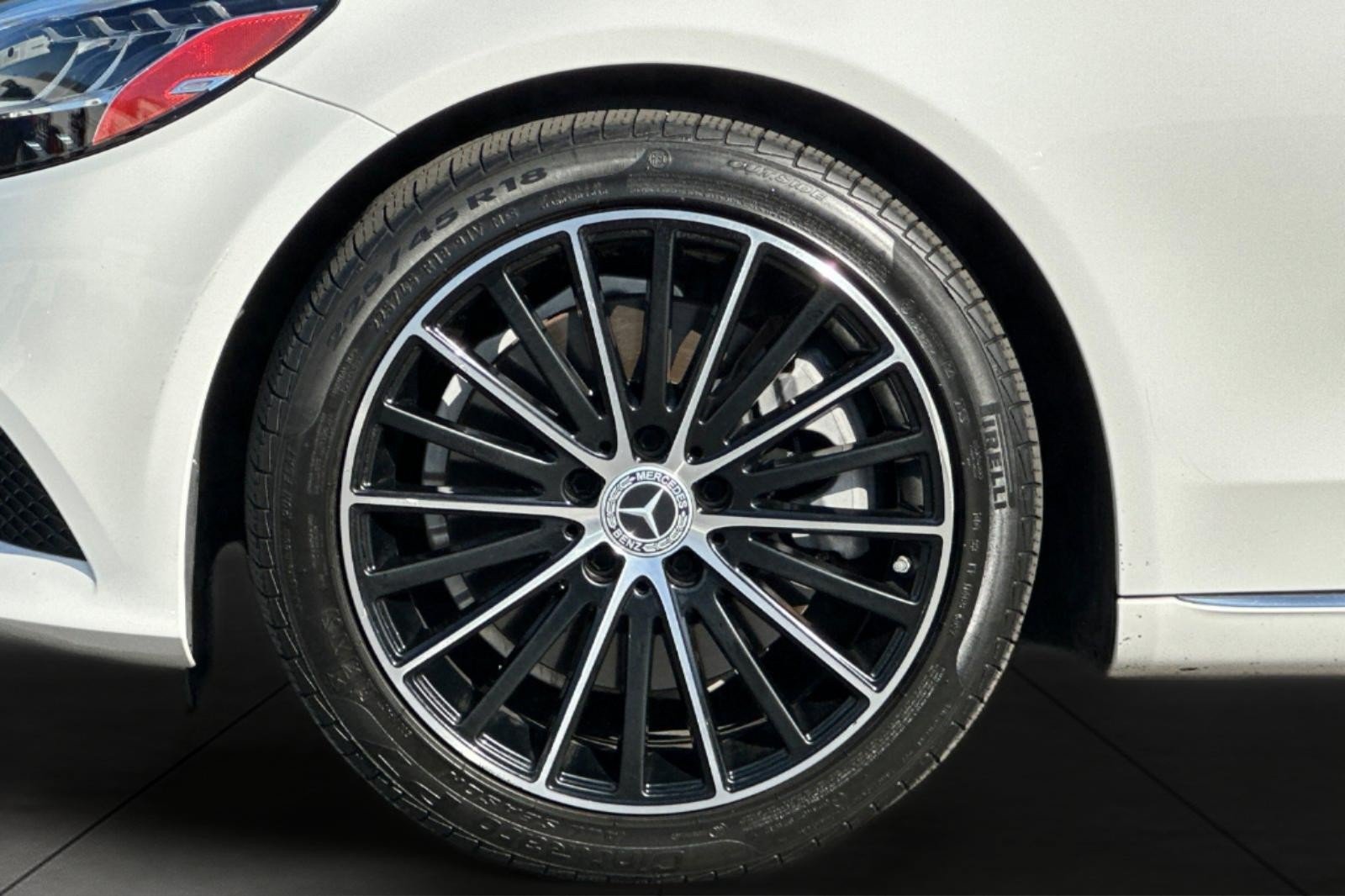 Used 2019 Mercedes-Benz C 300 Sedan image 24