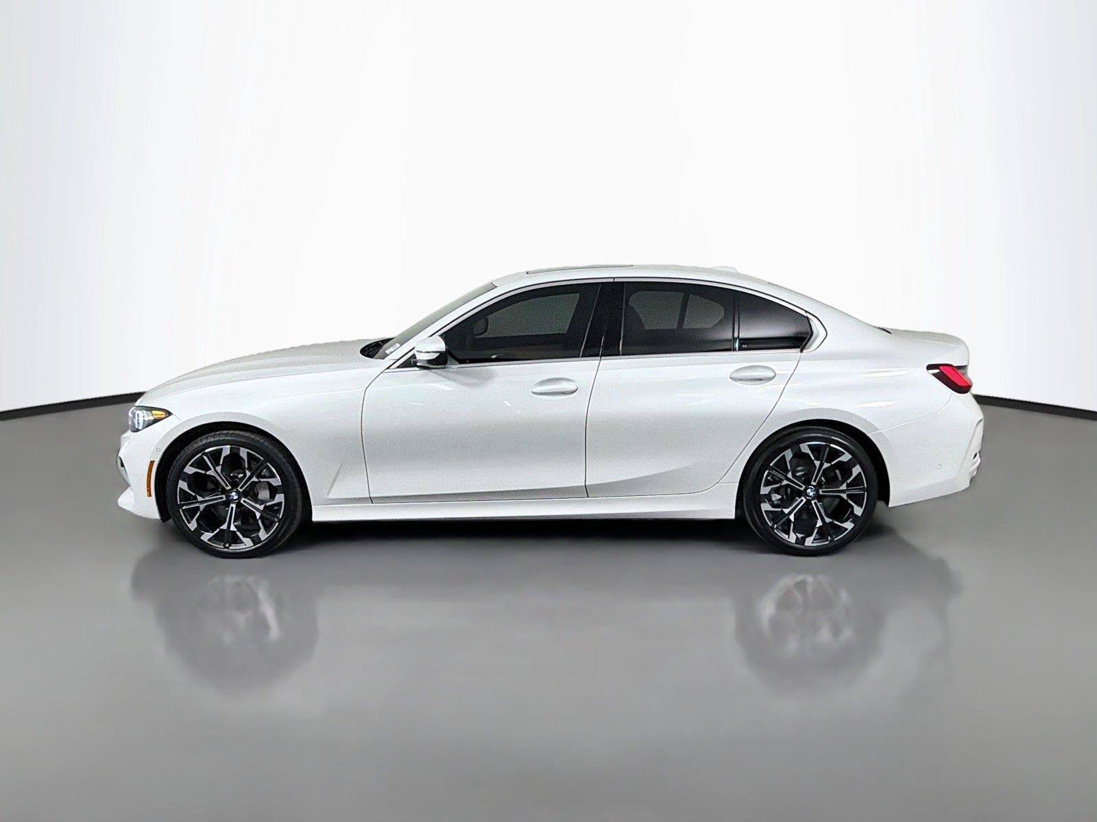 New 2026 BMW 330i xDrive Sedan w/ Convenience Package AWD/4WD image 8