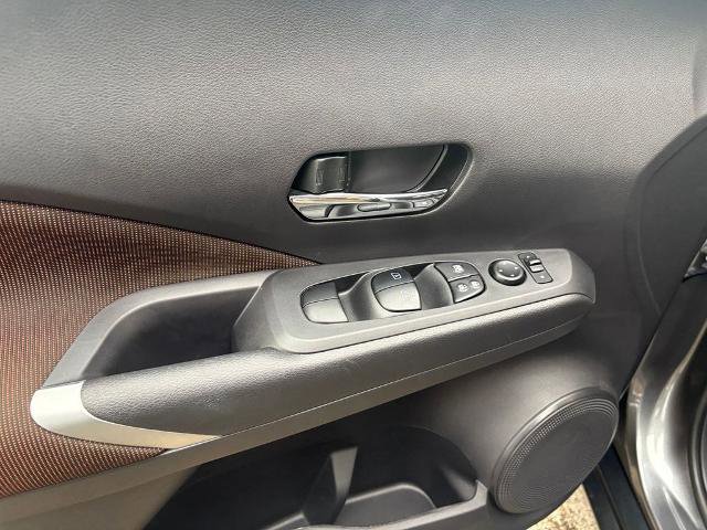 Certified 2023 Nissan Kicks SR image 14