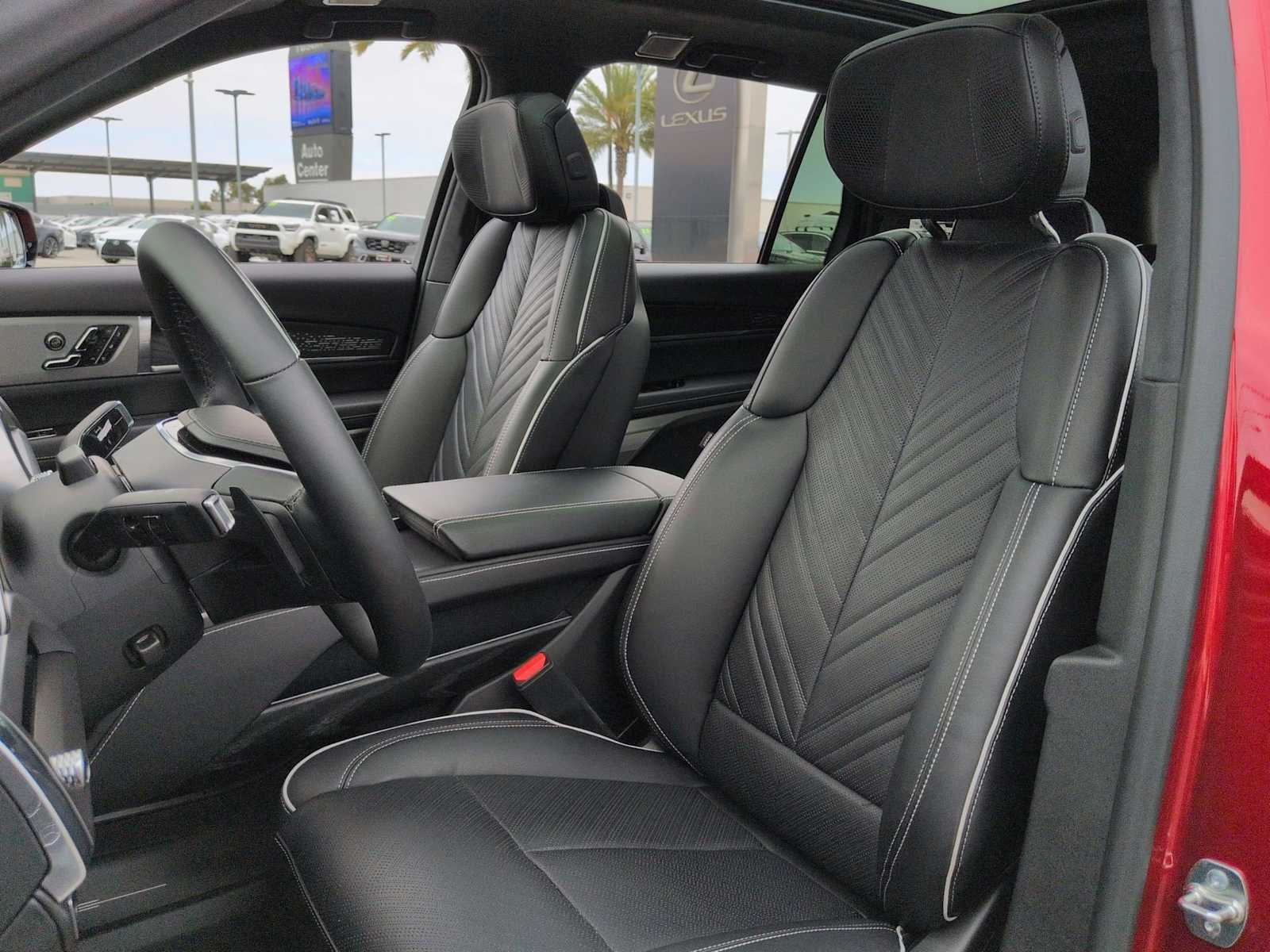 Used 2026 Cadillac Vistiq Platinum AWD/4WD image 24