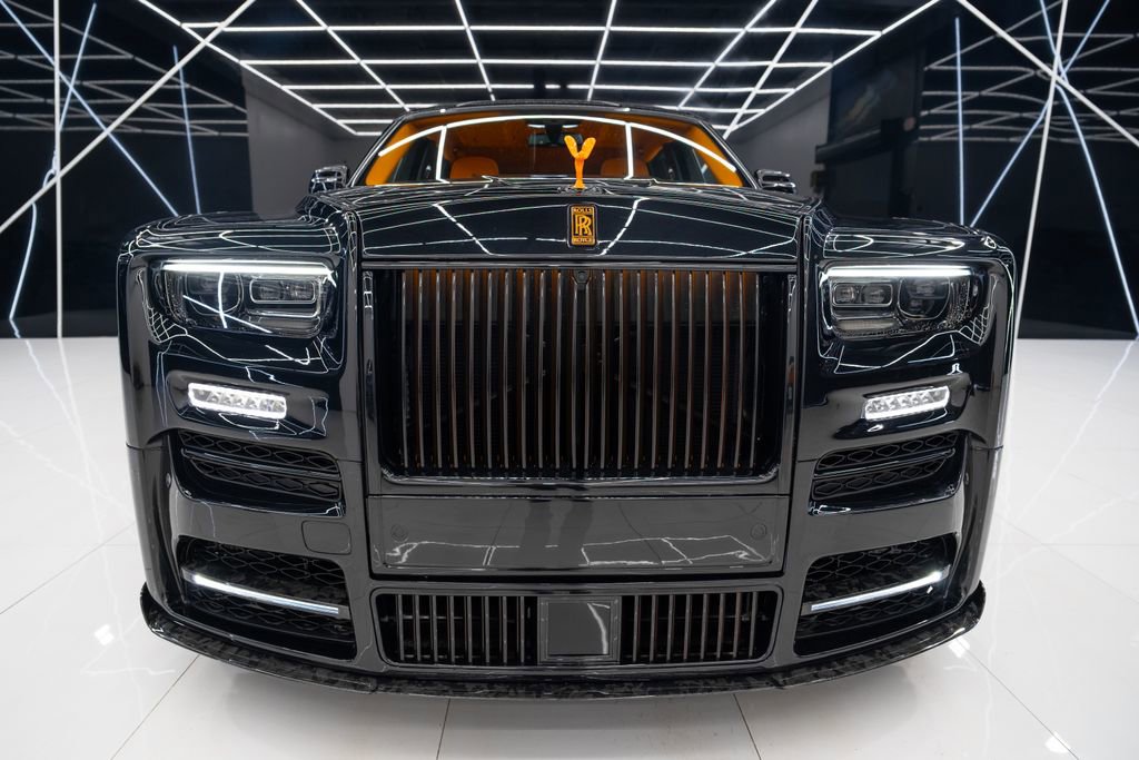 Used 2025 Rolls-Royce Phantom Sedan image 7