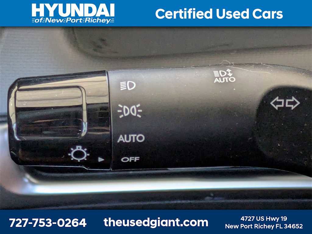 Used 2025 Hyundai Santa Cruz SEL image 30