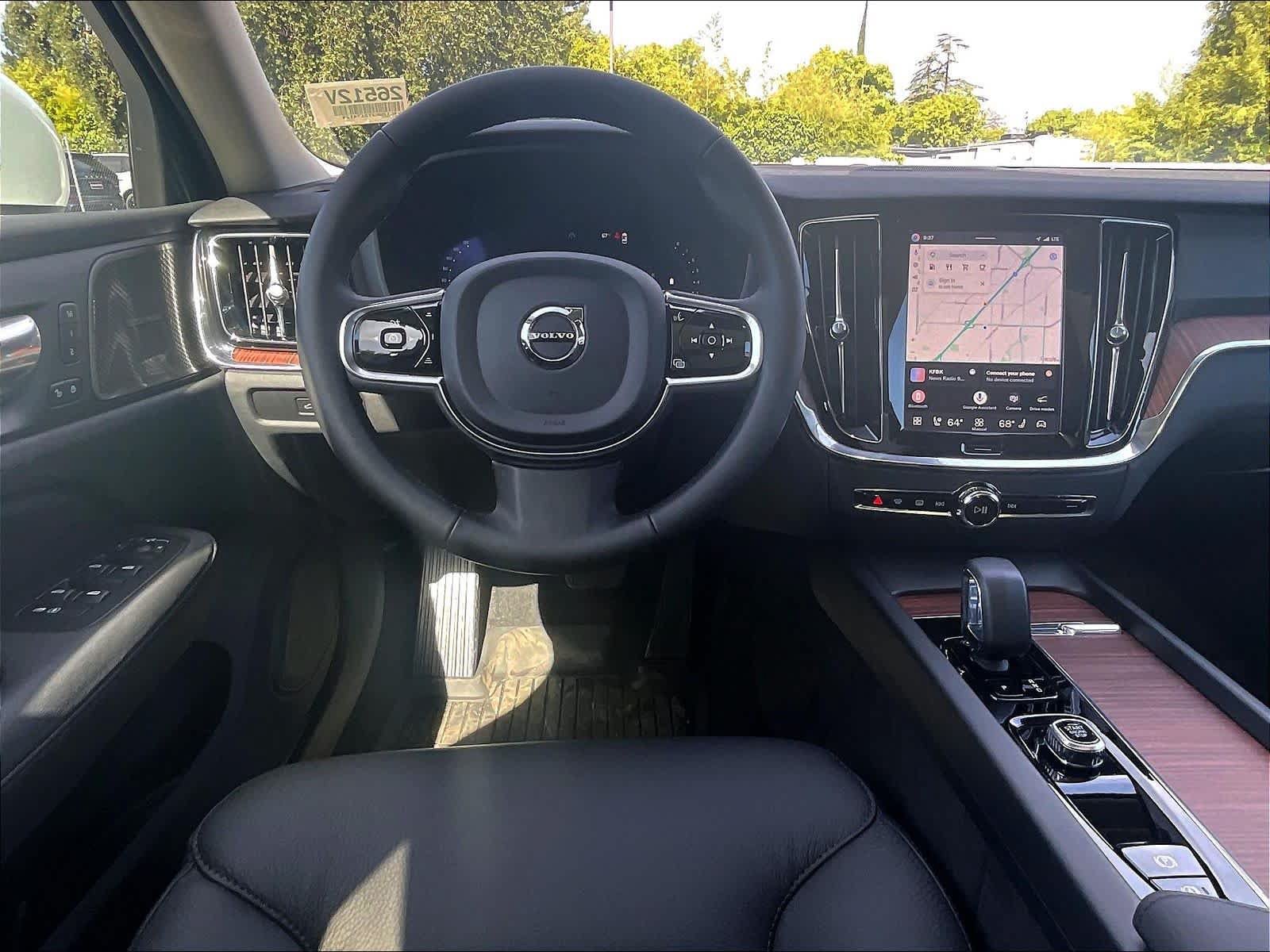 New 2026 Volvo V60 B5 Cross Country Plus w/ Protection Package Premier AWD/4WD image 15