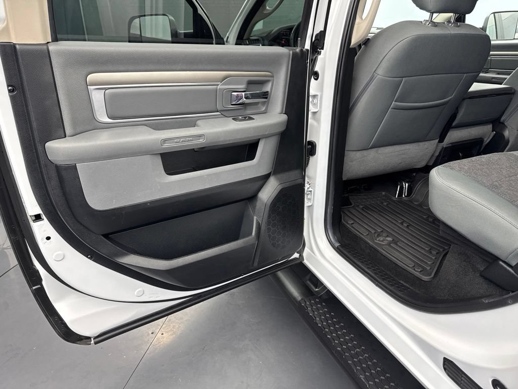 Used 2017 RAM 1500 Outdoorsman AWD/4WD image 36