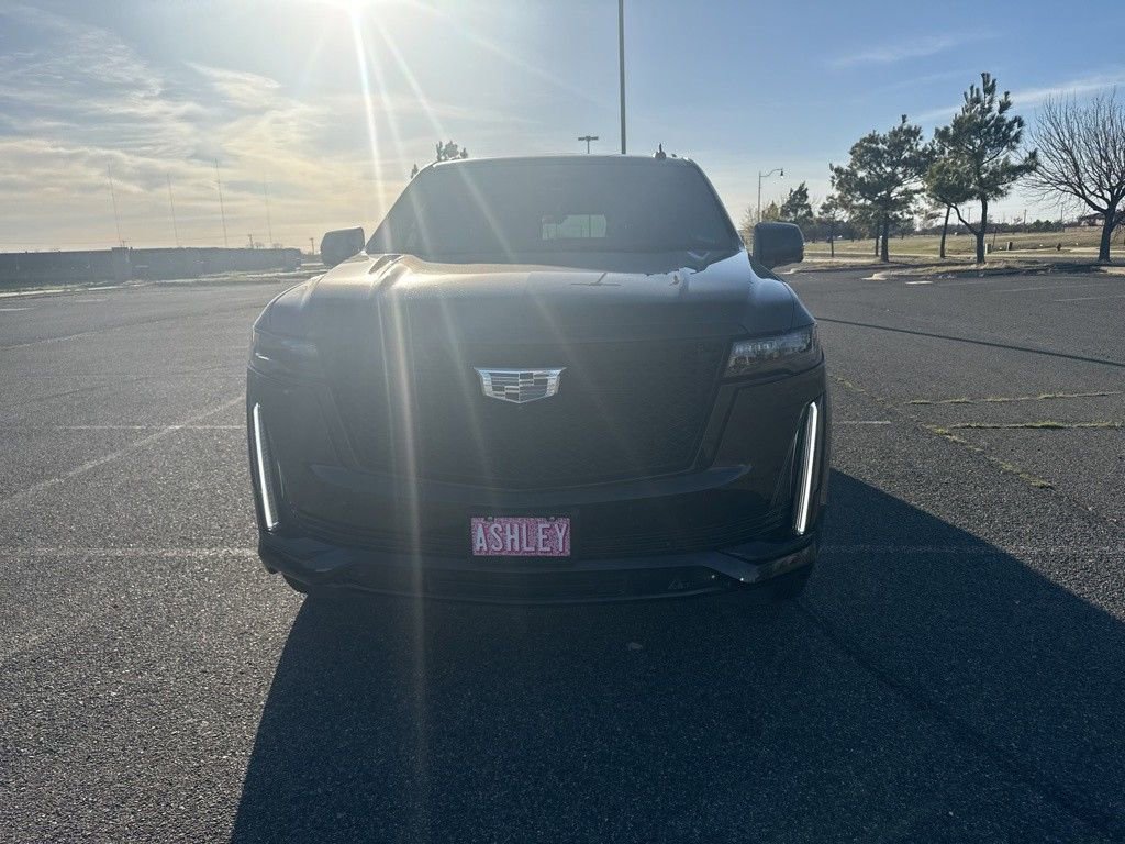Used 2021 Cadillac Escalade ESV Sport Platinum w/ LPO, ONYX Package image 5