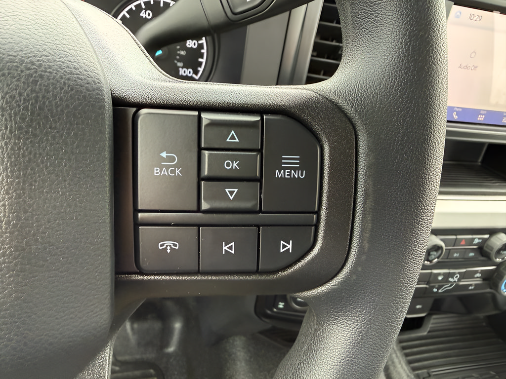 New 2025 Ford F250 XL w/ FX4 Off-Road Package AWD/4WD image 15