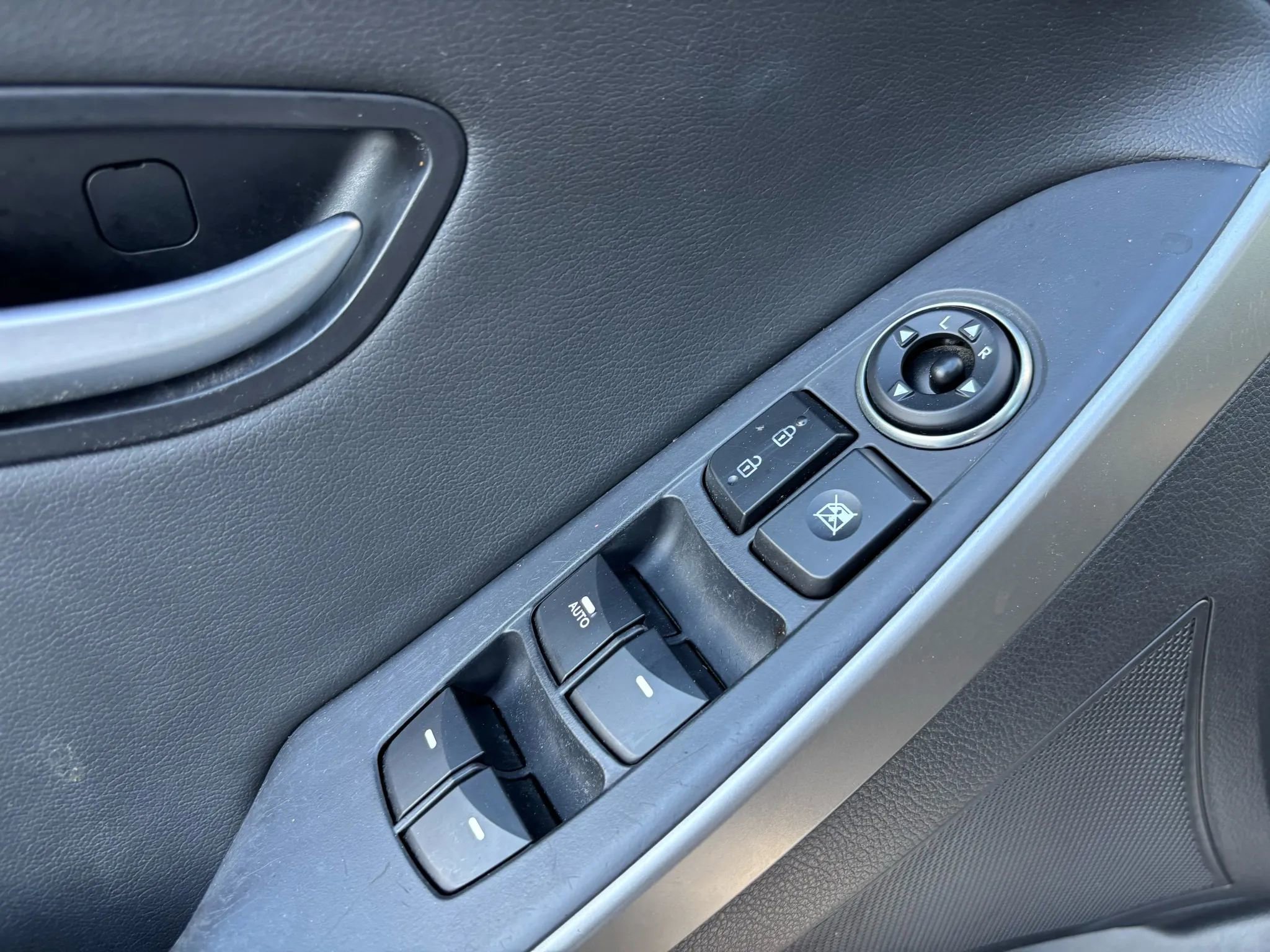 Used 2013 Hyundai Elantra GT w/ Tech Pkg image 13