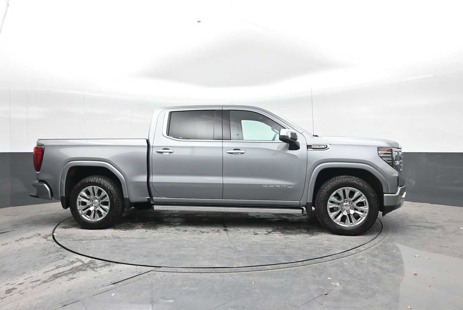 New 2026 GMC Sierra 1500 Denali w/ Technology Package image 8