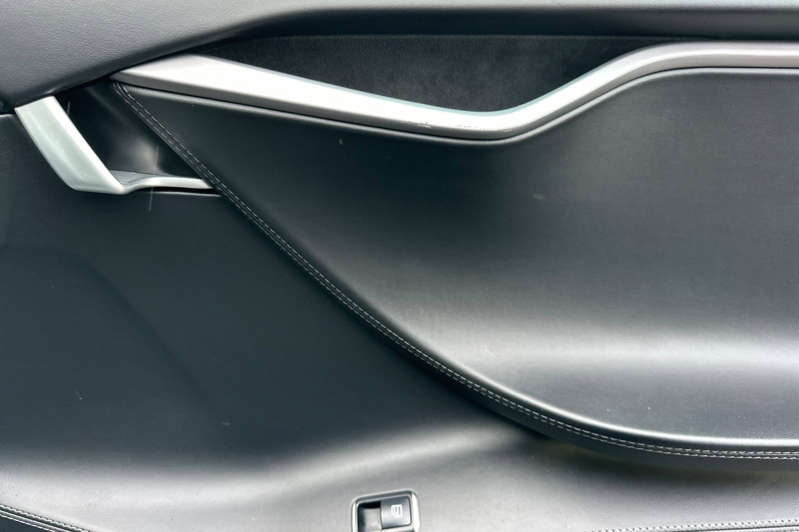 Used 2018 Tesla Model S 75D image 18