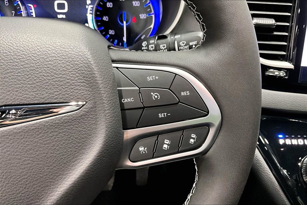 New 2026 Chrysler Voyager LX image 14