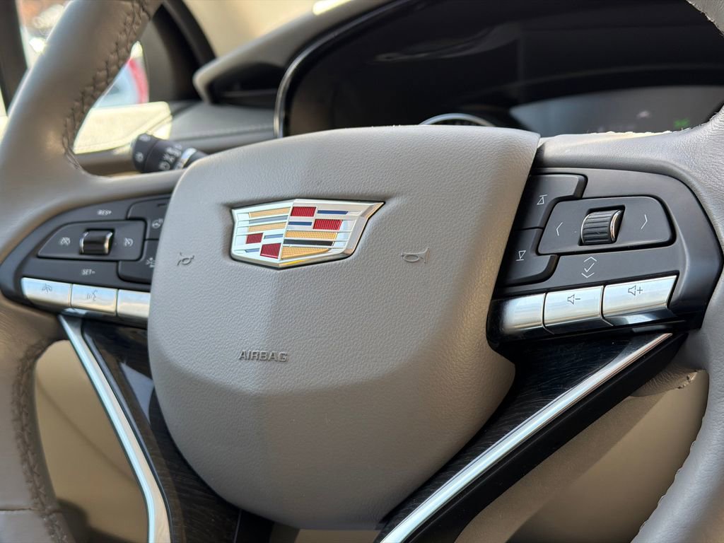 Used 2020 Cadillac XT6 Premium Luxury w/ LPO, Floor Liner Package image 27