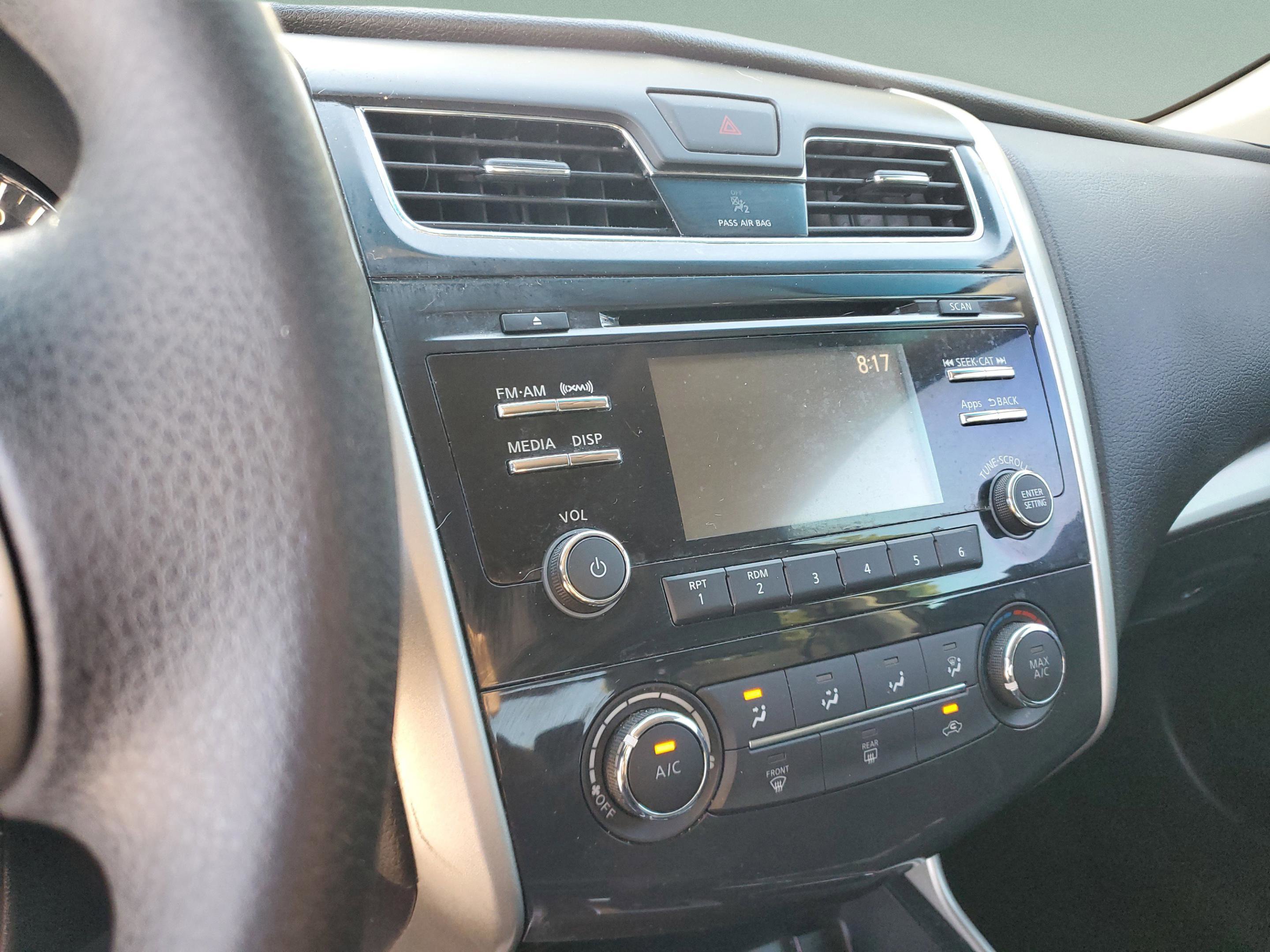 Used 2015 Nissan Altima 2.5 S w/ Special Edition Package FWD image 18