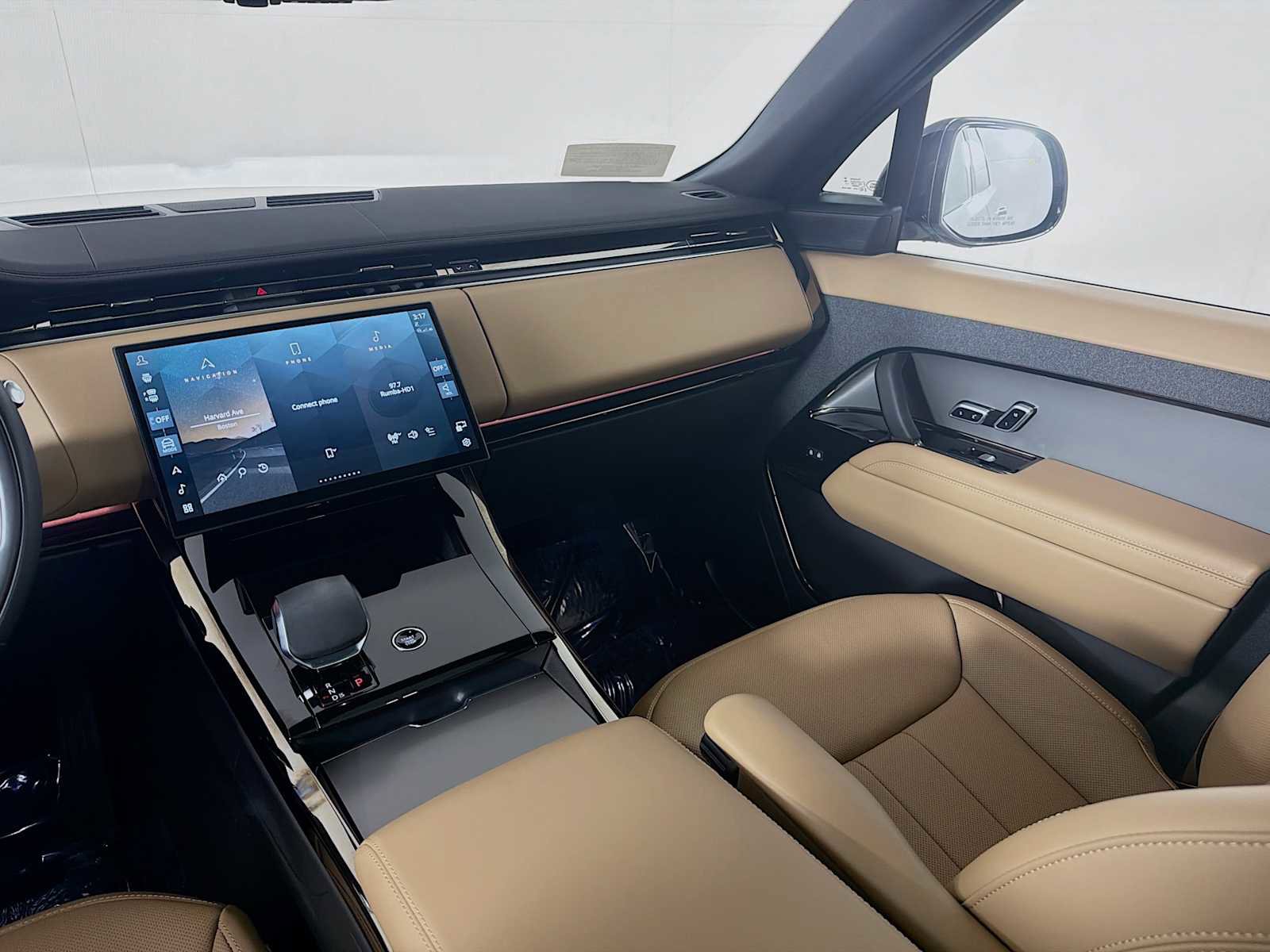 Used 2025 Land Rover Range Rover Sport SE image 25