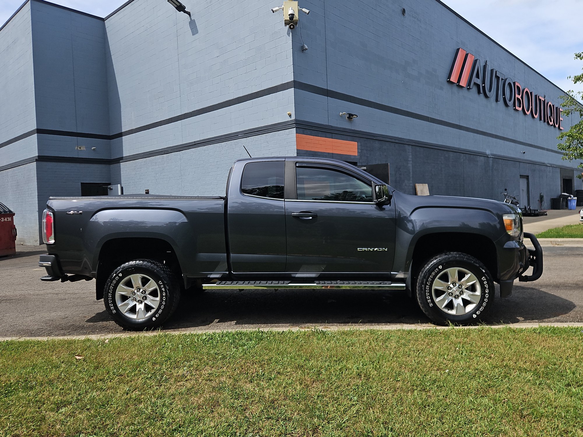 Used 2017 GMC Canyon SLE w/ SLE Convenience Package AWD/4WD image 6