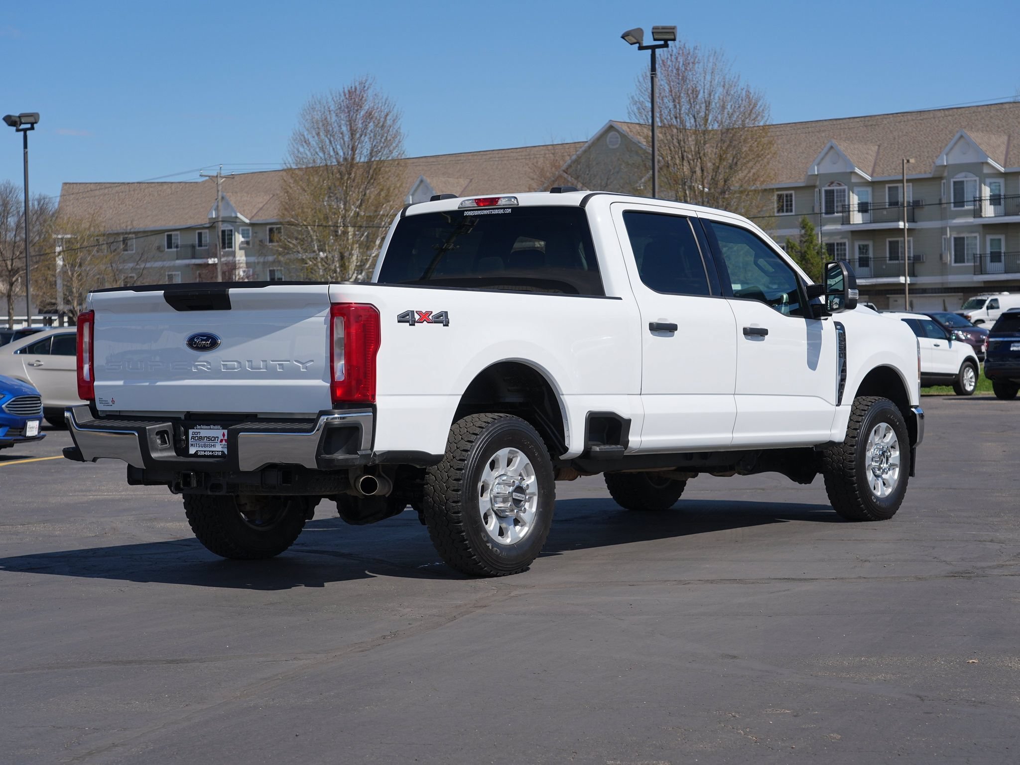 Used 2023 Ford F250 XLT AWD/4WD image 3