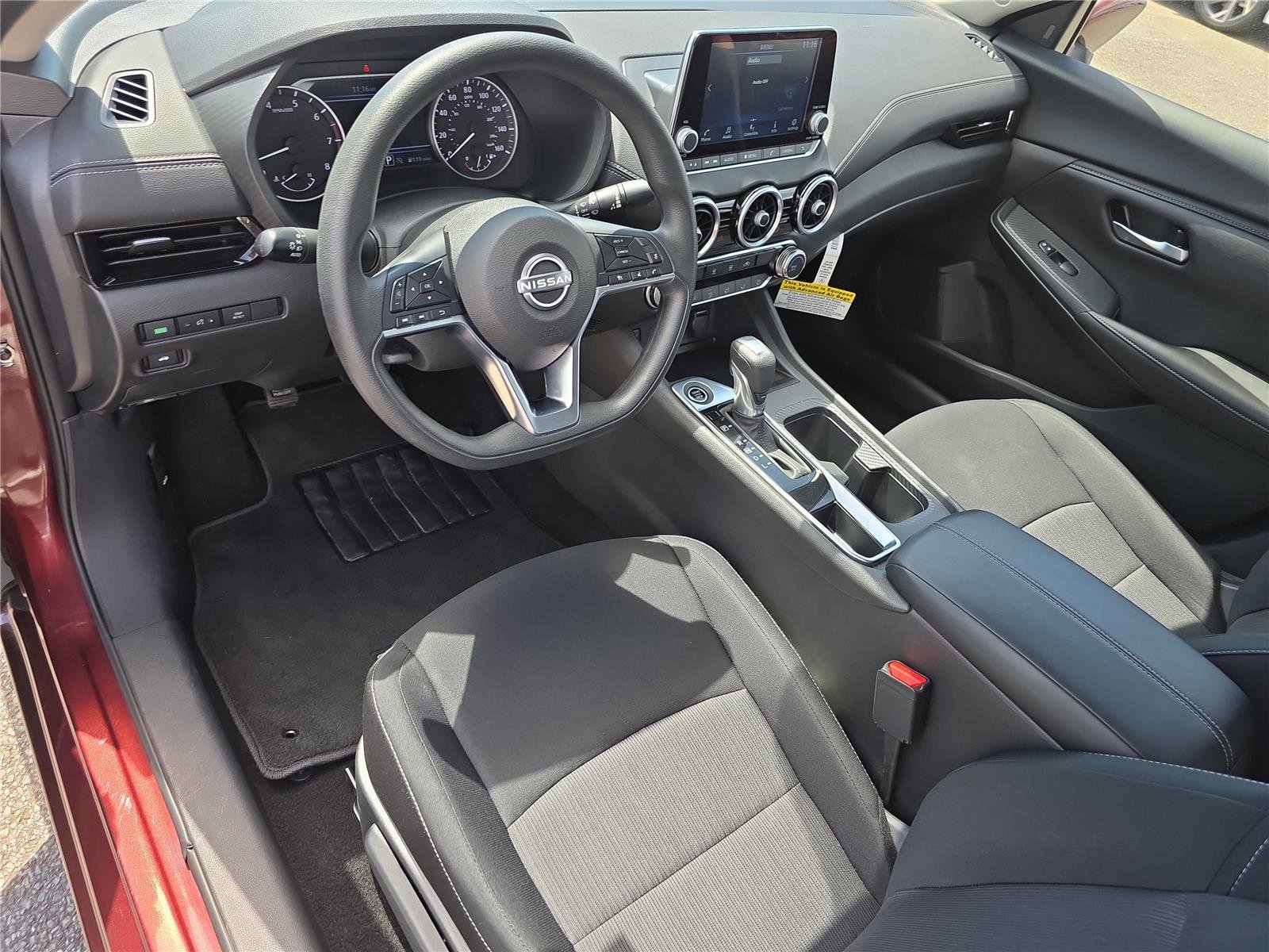 Used 2025 Nissan Sentra SV FWD image 14
