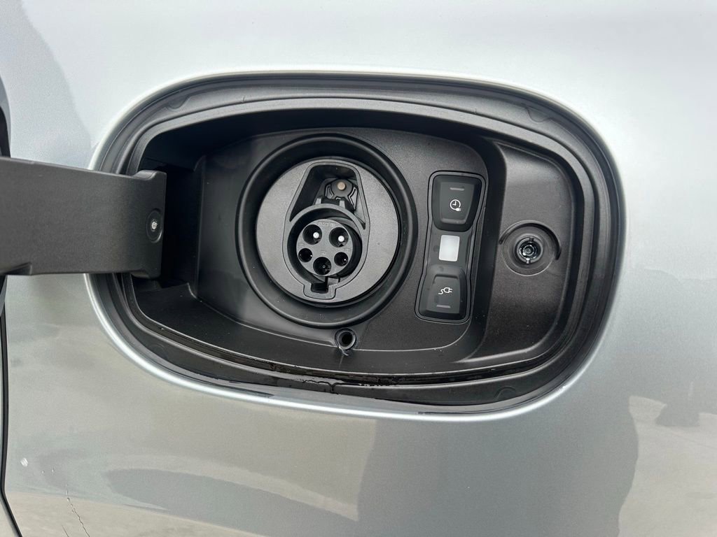 Used 2026 Porsche Cayenne E-Hybrid Coupe image 44