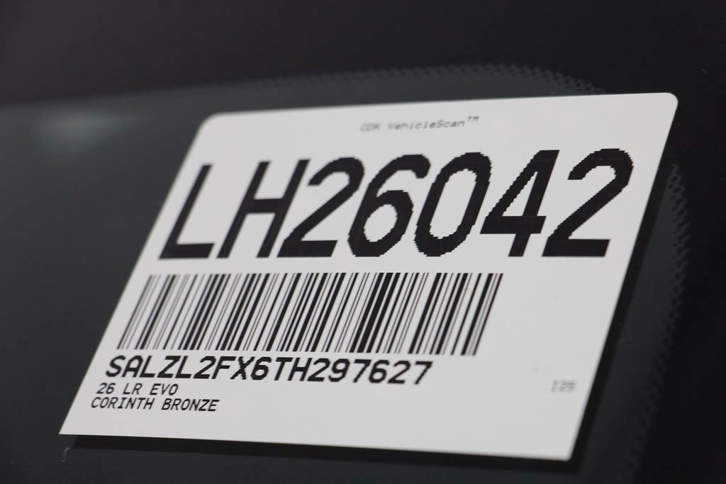 New 2026 Land Rover Range Rover Evoque Dynamic SE AWD/4WD image 27