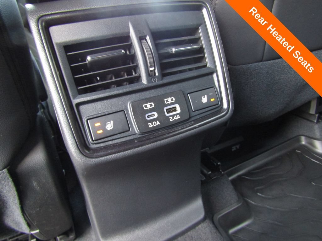 Used 2025 Subaru Forester Touring AWD/4WD image 18