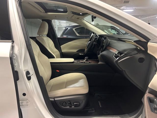Used 2023 Lexus RX 350 Premium w/ Accessory Package AWD/4WD image 27