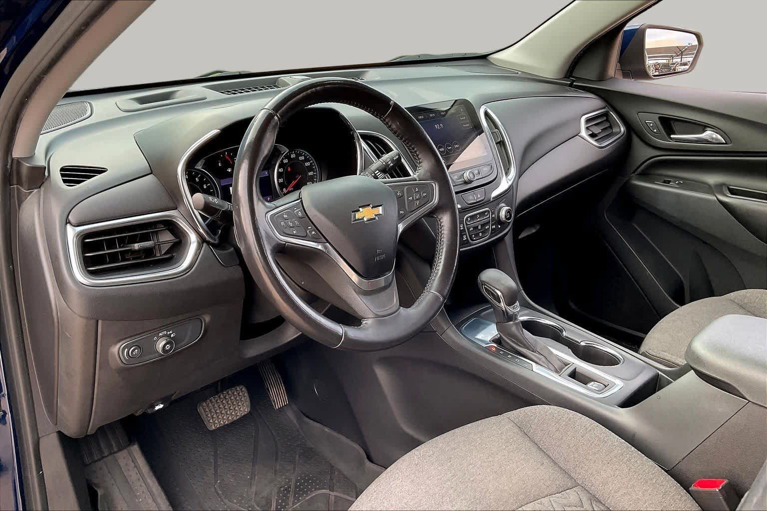 Used 2022 Chevrolet Equinox LT FWD image 17