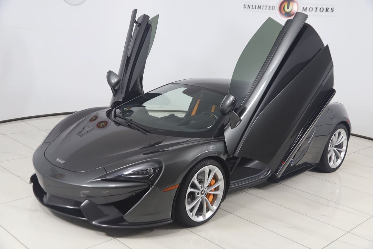 Used 2020 McLaren 570S Coupe RWD image 33