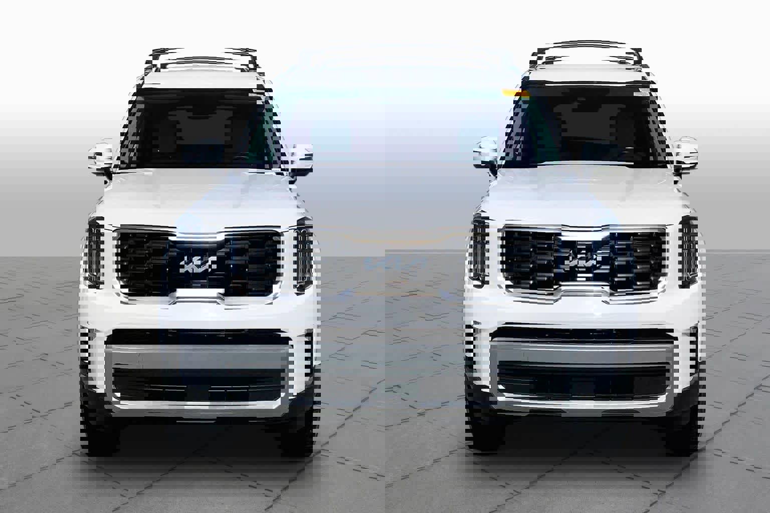 Used 2024 Kia Telluride S image 4