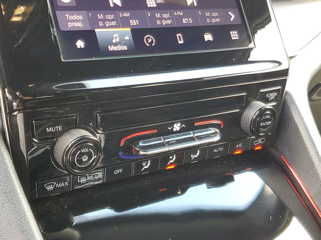 Used 2024 Jeep Grand Cherokee L Laredo w/ Trailer Tow Package image 21