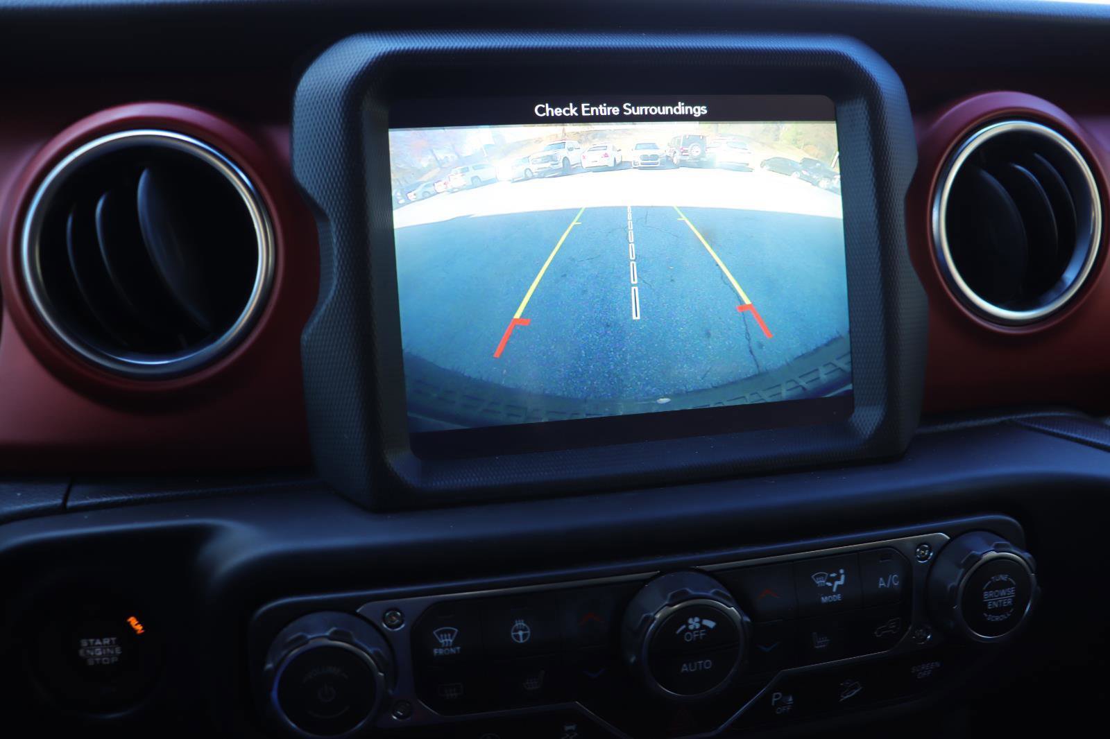 Used 2019 Jeep Wrangler Unlimited Rubicon image 32