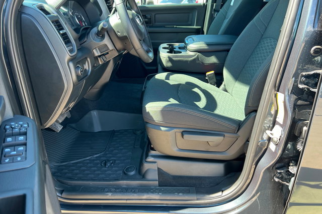 New 2026 RAM 2500 Tradesman AWD/4WD image 17