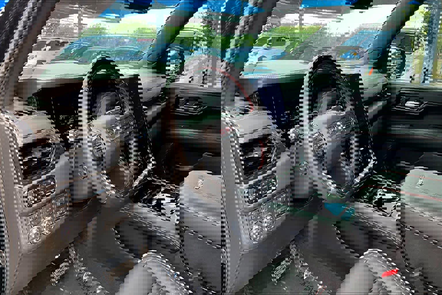 Used 2025 GMC Yukon XL AT4 Ultimate w/ LPO, Floor Liner Package image 18