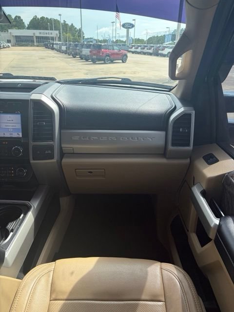 Used 2019 Ford F350 Lariat w/ Lariat Ultimate Package AWD/4WD image 17