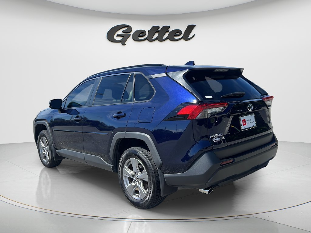 Used 2024 Toyota RAV4 XLE w/ Convenience Package FWD image 7