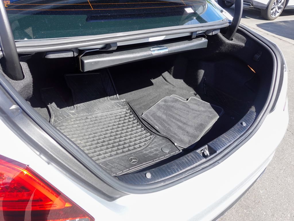 Used 2020 Mercedes-Benz C 300 Sedan image 25