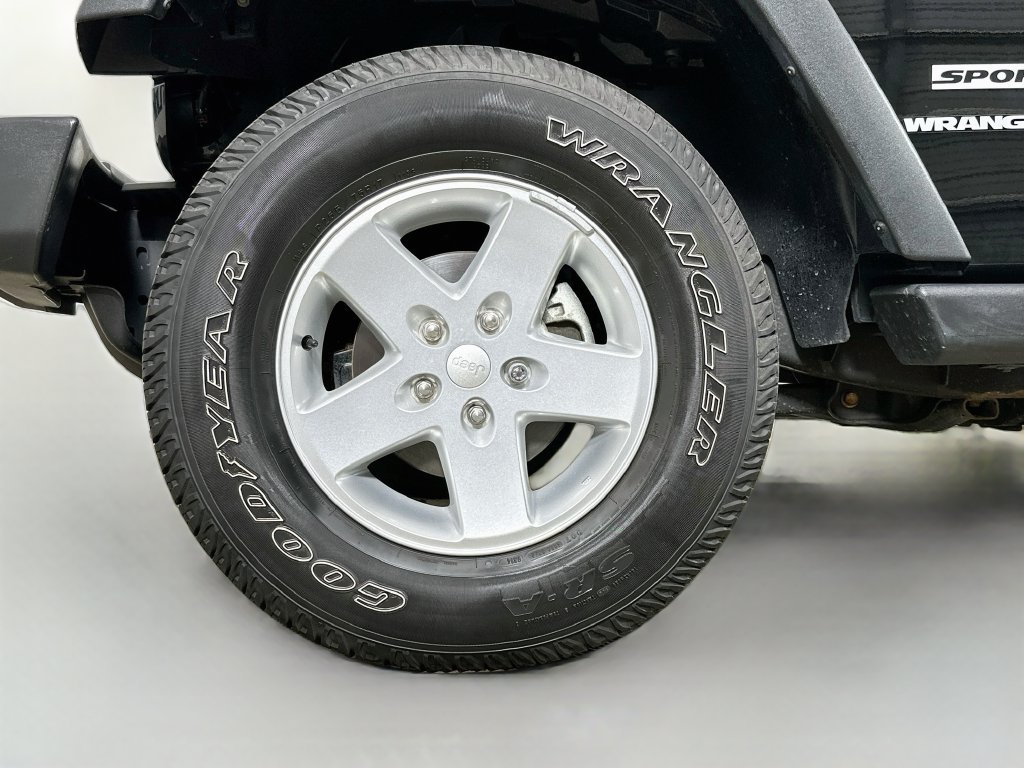 Used 2015 Jeep Wrangler Sport AWD/4WD image 33